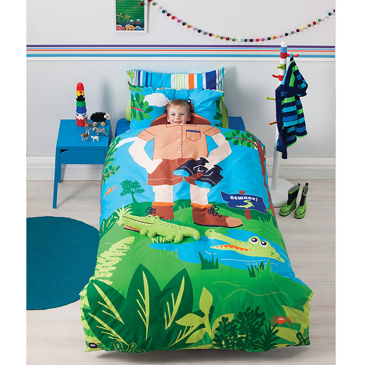 Reversible Croc Hunter Quilt Cover Set